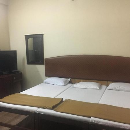 Anupam Residency Hotel Kochi Екстериор снимка